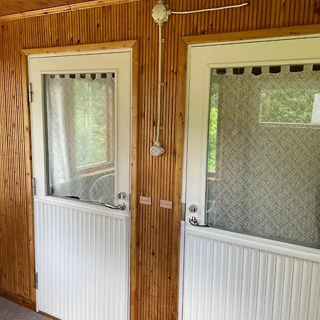 Apartment Palkinen Ii - 1950s Vintage With Parking & Courtyard & Wifi Rovaniemi
